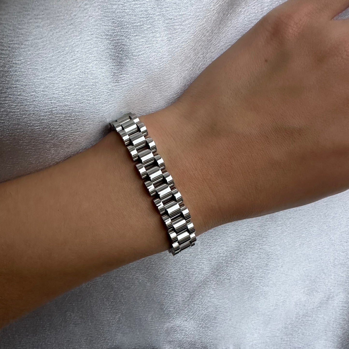 Arlinda Bracelet Rhodium Plated