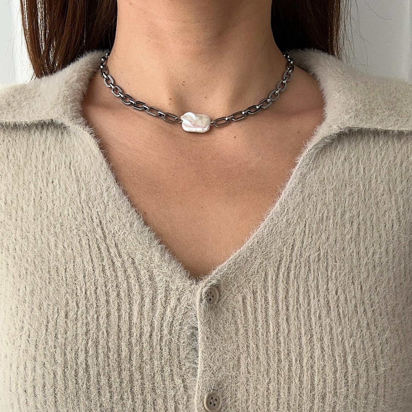 Big Pearl Choker Rhodium Plated