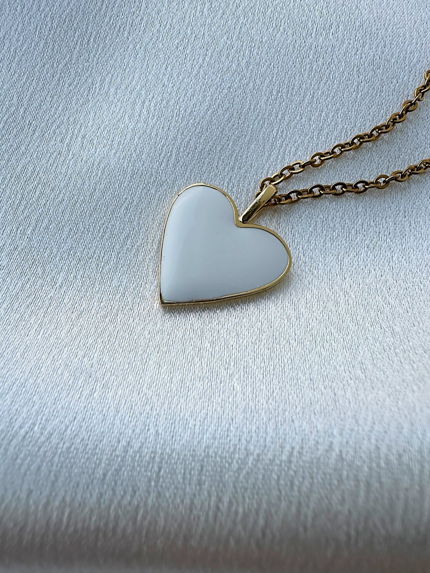 White Heart Necklace 18K Gold Plated